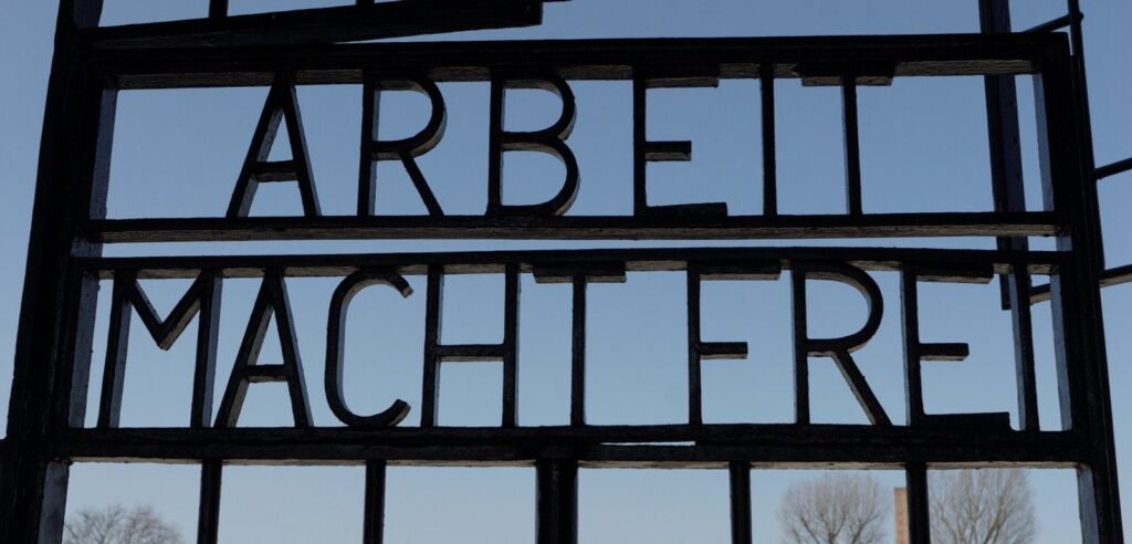 arbeit-3335743